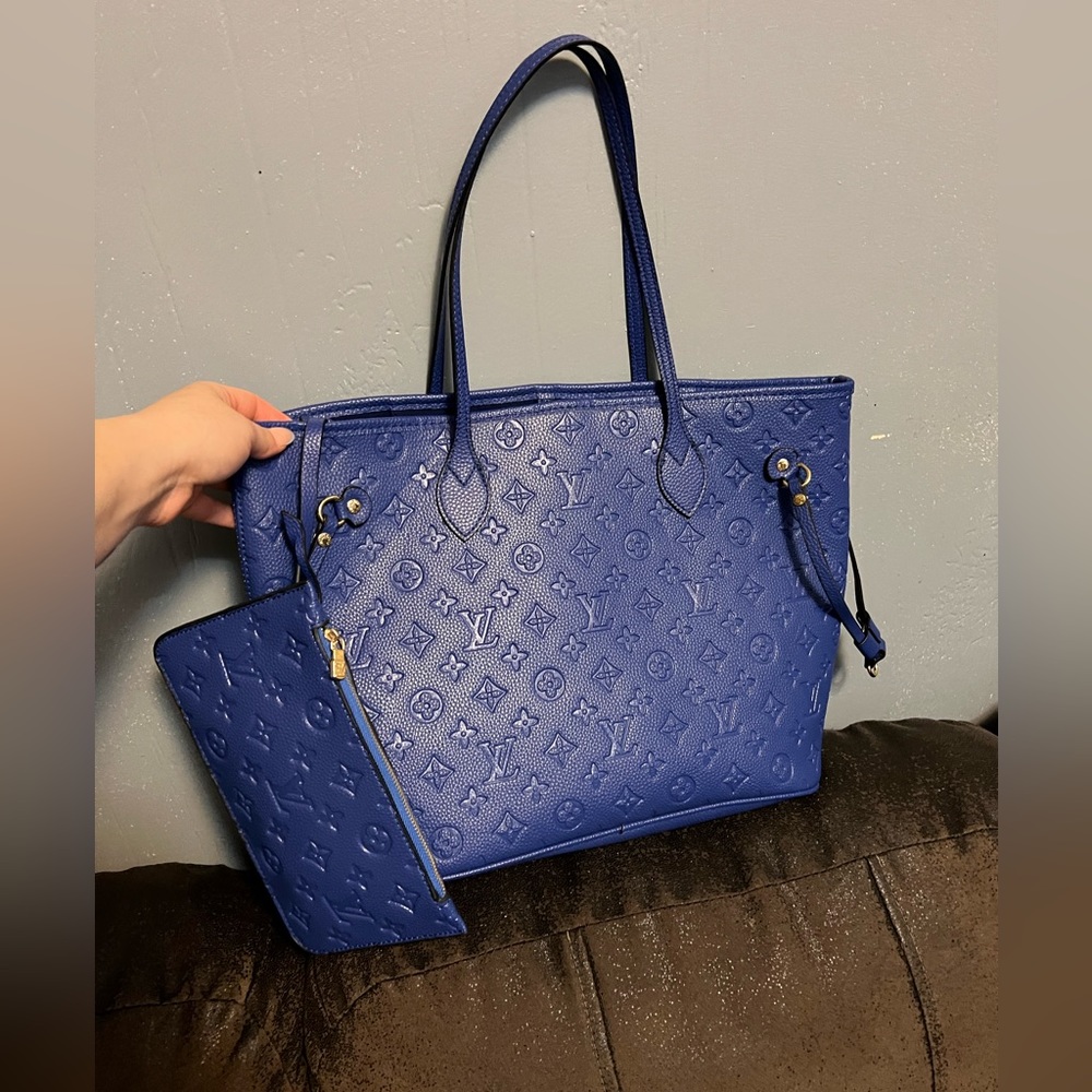 COPY royal blue tote bag with wristlet.